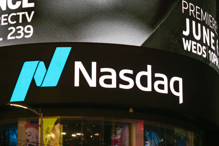 Nasdaq 100:  AppLovin Soars over 15% After Hours, AI Boom Lifts Cisco, Reddit Misses Key Metric